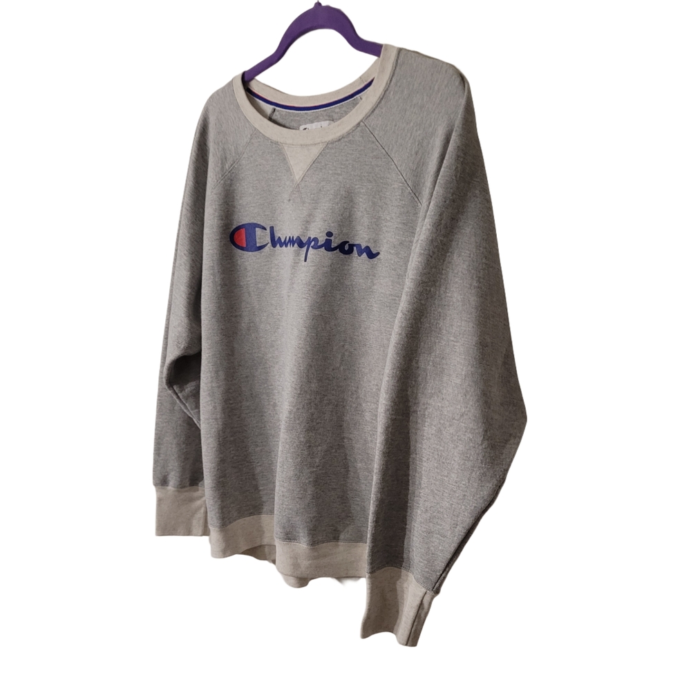 Champion Gray Crewneck Sweater with Iconic Logo - Picture 3 of 6
